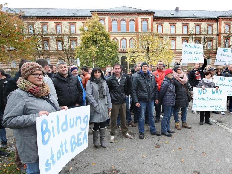 sz-online-20151017-saulgau-proteste.jpg